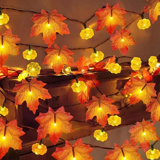 New Release Halloween Wreath Garland Fairy Artificial Pumpkin Maple Leaves Door Wreath Hanging Ornament String Light for Christmas 